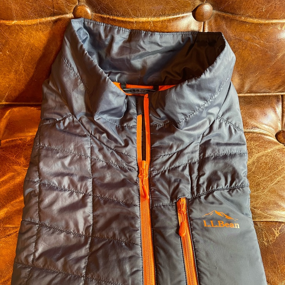 L.L. Bean Men’s PrimaLoft Packaway Vest, Carbon Navy, XL
